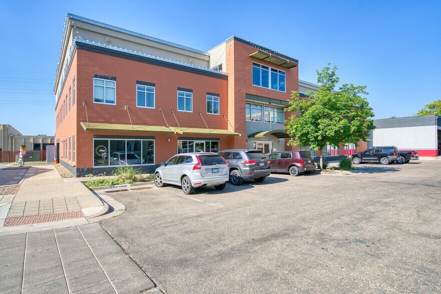 3020 Carbon Pl, Boulder, CO à vendre - Photo du bâtiment - Image 1 de 9