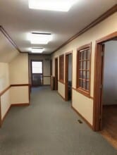 1625 W Colonial Pky, Palatine, IL for lease Interior Photo- Image 2 of 4