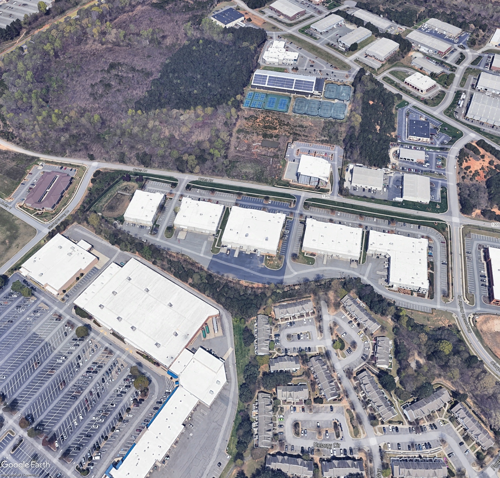 307 Oates Rd, Mooresville, NC for lease Interior Photo- Image 1 of 2