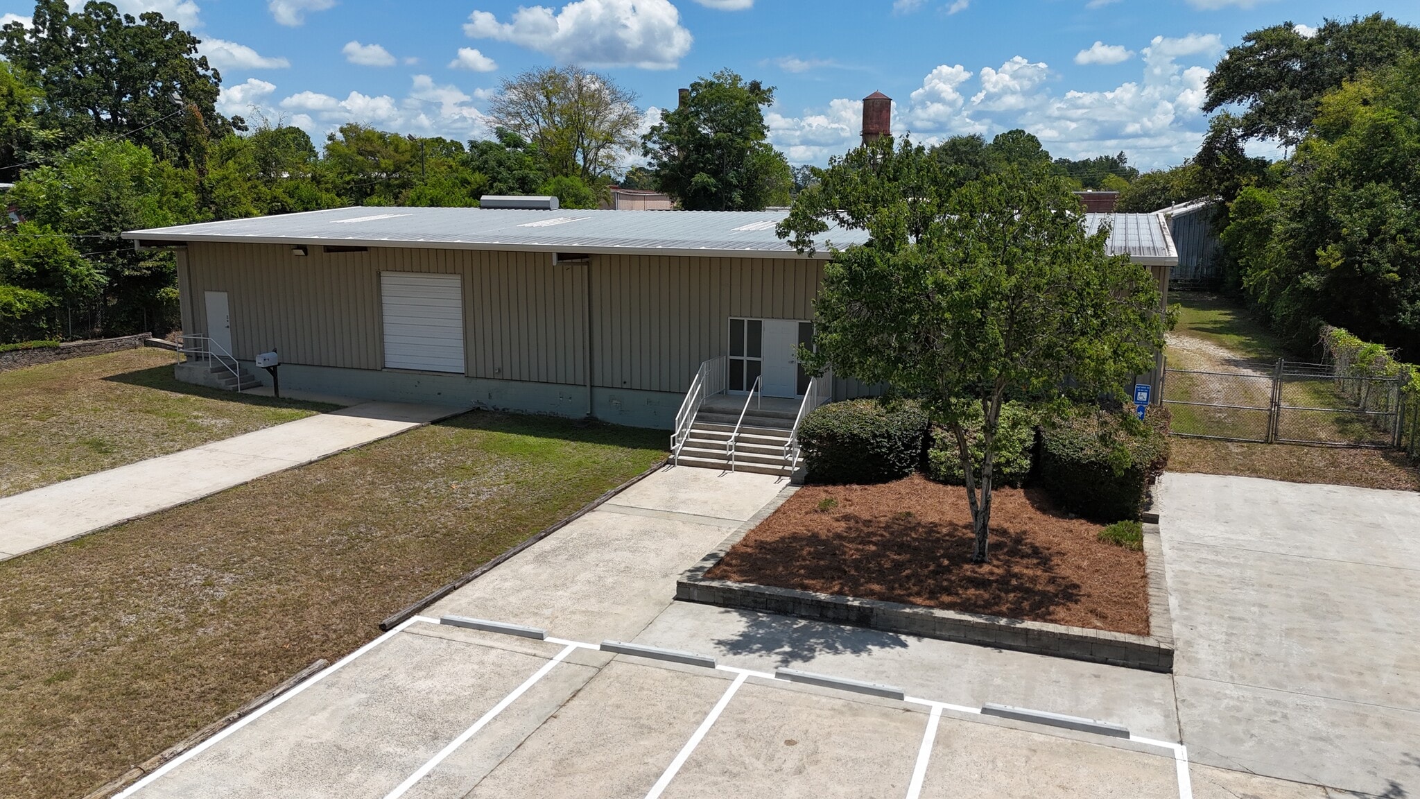 3855 Melrose St, Macon-Bibb, GA for lease Building Photo- Image 1 of 10