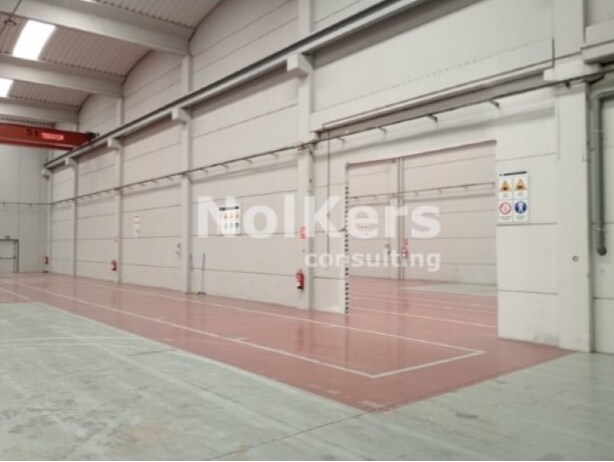 Industrial in Salt, Gerona for lease - Interior Photo - Image 2 of 3