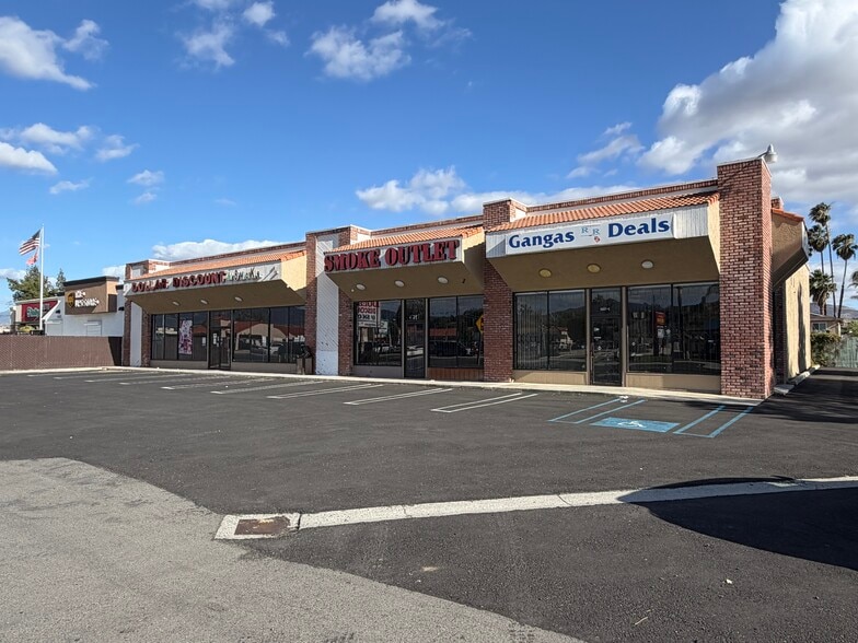 41615-41627 Florida Ave, Hemet, CA for lease - Building Photo - Image 3 of 3