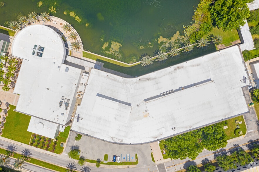 18206 Crane Nest Dr, Tampa, FL for sale - Aerial - Image 3 of 4