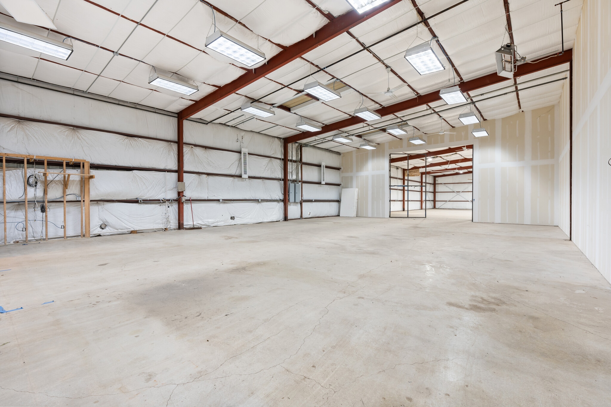 403 Kraft St, San Antonio, TX for lease Interior Photo- Image 1 of 14