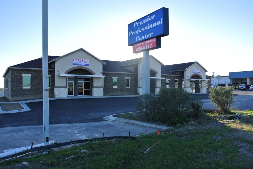5320 E Central Texas Expy, Killeen, TX à louer - Photo du bâtiment - Image 1 de 2