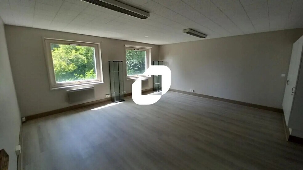 Bureau dans VILLENEUVE-D'ASCQ à vendre - Photo du bâtiment - Image 1 de 10