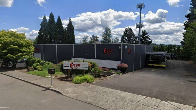 Plus de détails pour 6900 SW Sandburg St, Tigard, OR - Industriel à louer
