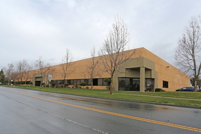 Plus de détails pour 37840-37880 Filbert St, Newark, CA - Industriel à louer