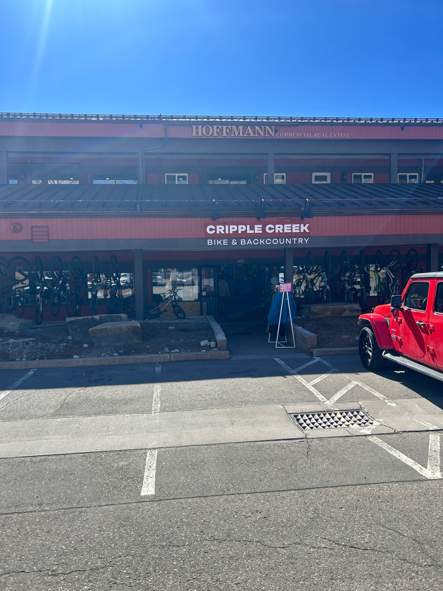 82 E Beaver Creek Blvd, Avon, CO à louer Photo du bâtiment- Image 1 de 3