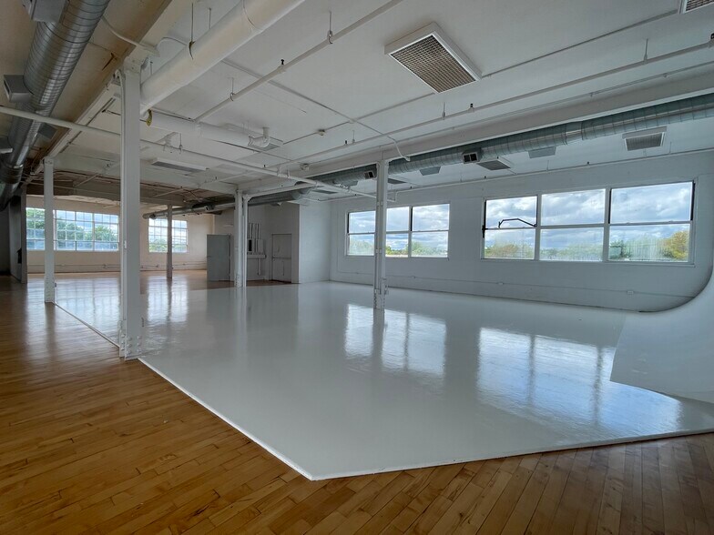 217 California St, Newton, MA à louer - Photo intérieure - Image 3 de 10