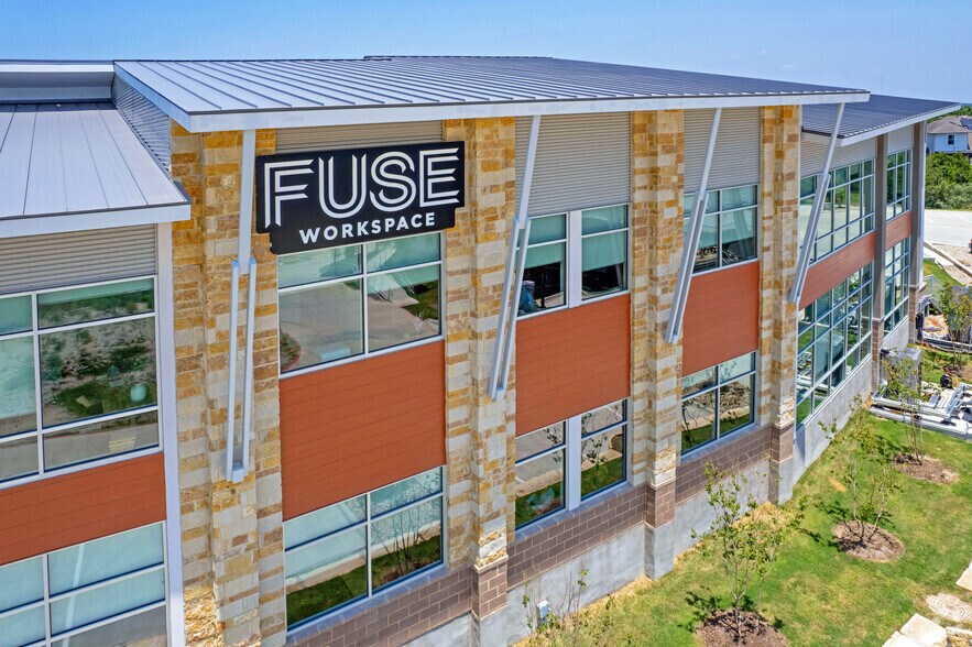 13341 W Highway 290, Austin, TX à louer - Photo du bâtiment - Image 3 de 27