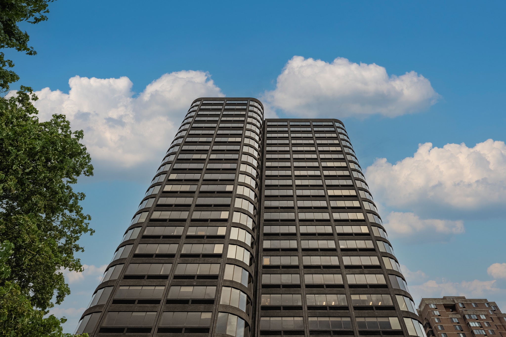 300 Rue Léo-Pariseau, Montréal, QC for lease Building Photo- Image 1 of 10