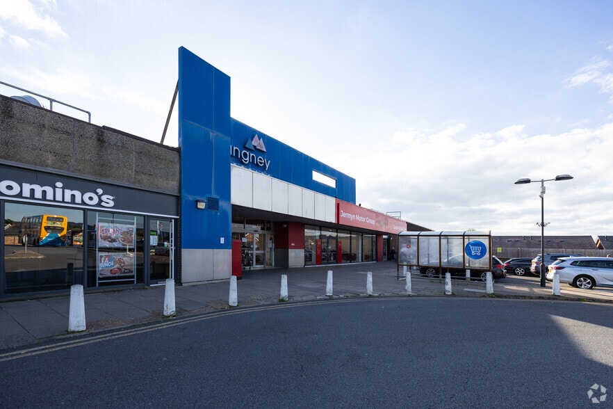 Kingfisher Dr, Eastbourne for lease - Building Photo - Image 3 of 5