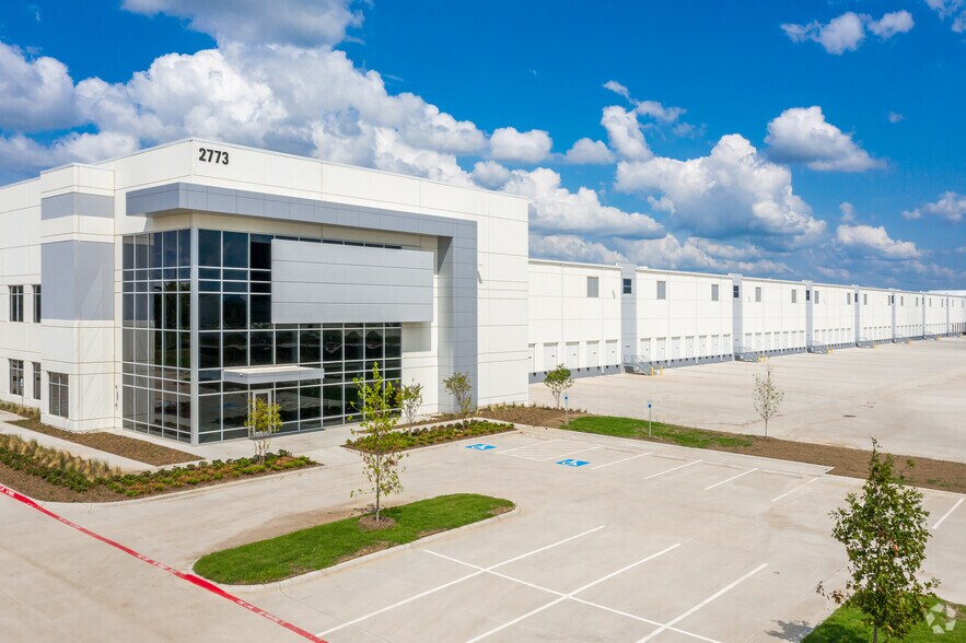 2773 Highway 114, Fort Worth, TX à louer - Photo du bâtiment - Image 1 de 3