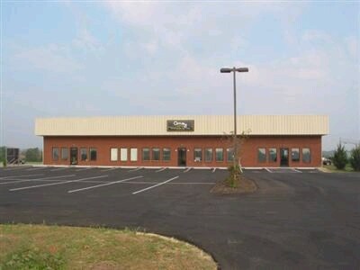 1004 Dewey Dr, Lawrenceburg, KY à louer Photo principale- Image 1 de 9