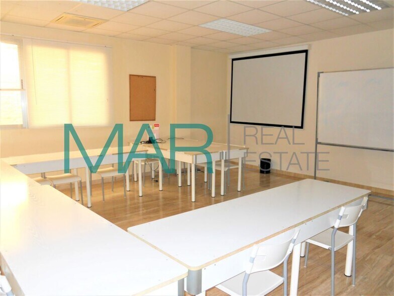 Bureau dans Elche, Alicante à louer - Photo intérieure - Image 1 de 11