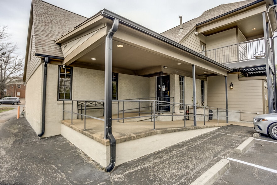 1086 W Rex Rd, Memphis, TN for sale - Building Photo - Image 3 of 36