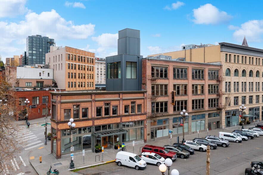 220-240 2nd Ave S, Seattle, WA à louer - Photo du bâtiment - Image 2 de 9