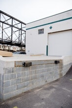 235 S Kresson St, Baltimore, MD à louer Photo du bâtiment- Image 2 de 3