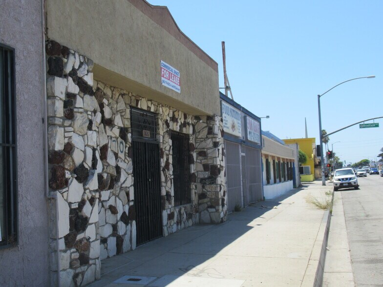 1826 E Compton Blvd, Compton, CA à vendre - Photo du bâtiment - Image 2 de 10