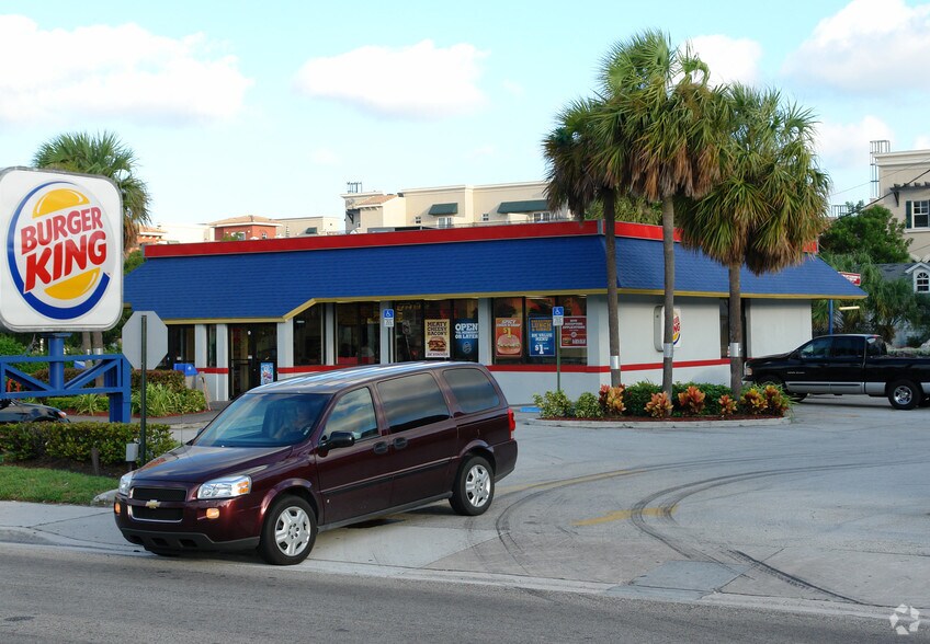 1725 E Sunrise Blvd, Fort Lauderdale, FL à louer - Photo du bâtiment - Image 2 de 3