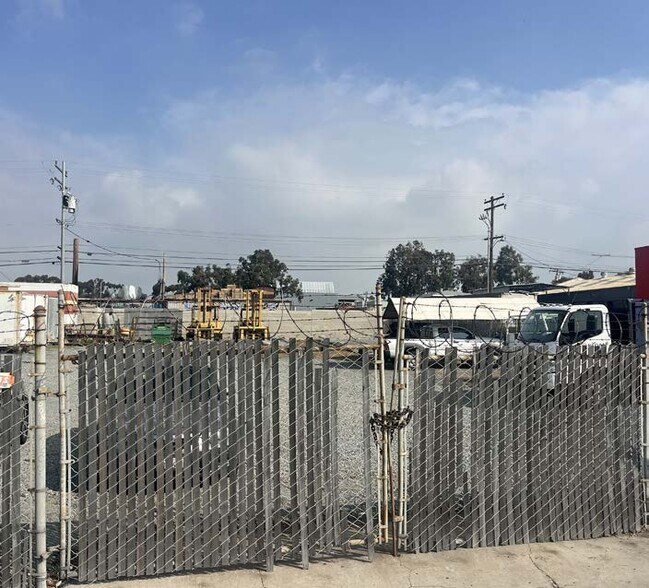3520 Main St, San Diego, CA à louer - Photo du bâtiment - Image 3 de 4