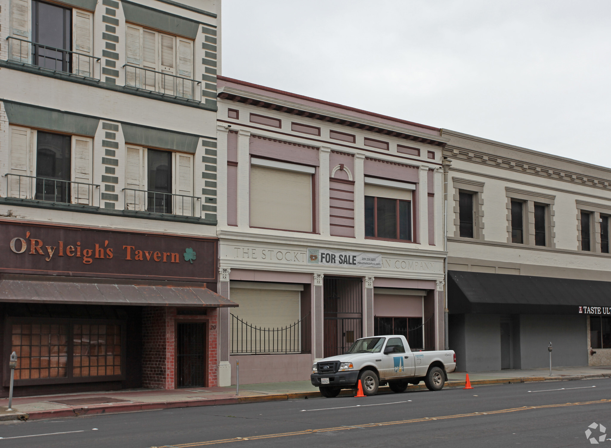 10 N California St, Stockton, CA à vendre Photo principale- Image 1 de 1