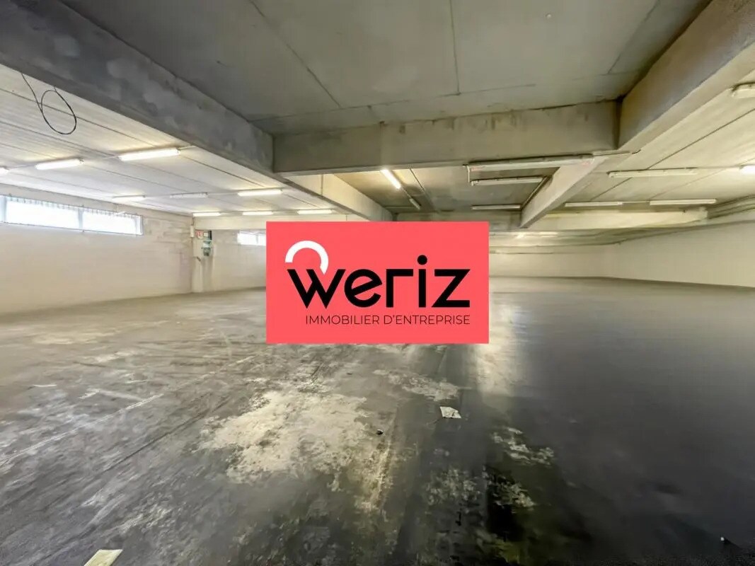 Flex in Aubagne for lease Interior Photo- Image 1 of 6