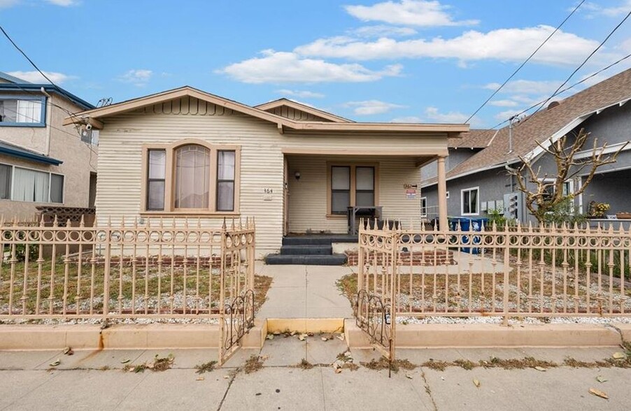 362 W 11th St, San Pedro, CA for sale - Building Photo - Image 2 of 12