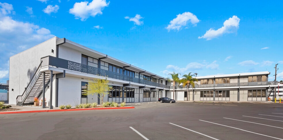 4250 Pacific Hwy, San Diego, CA for lease - Building Photo - Image 2 of 27