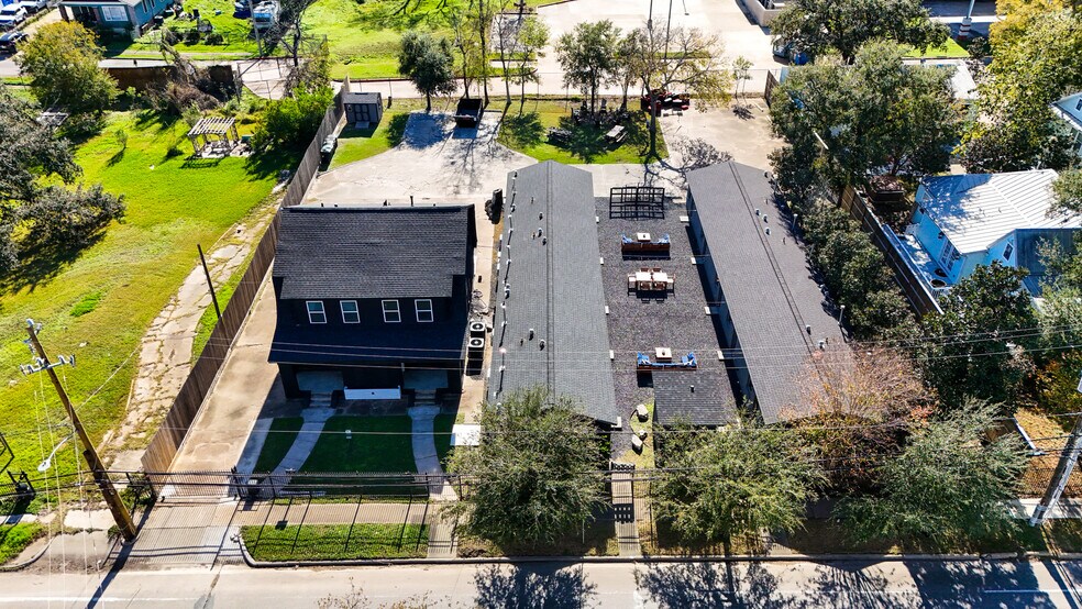 4948 Polk St, Houston, TX for sale - Building Photo - Image 2 of 11