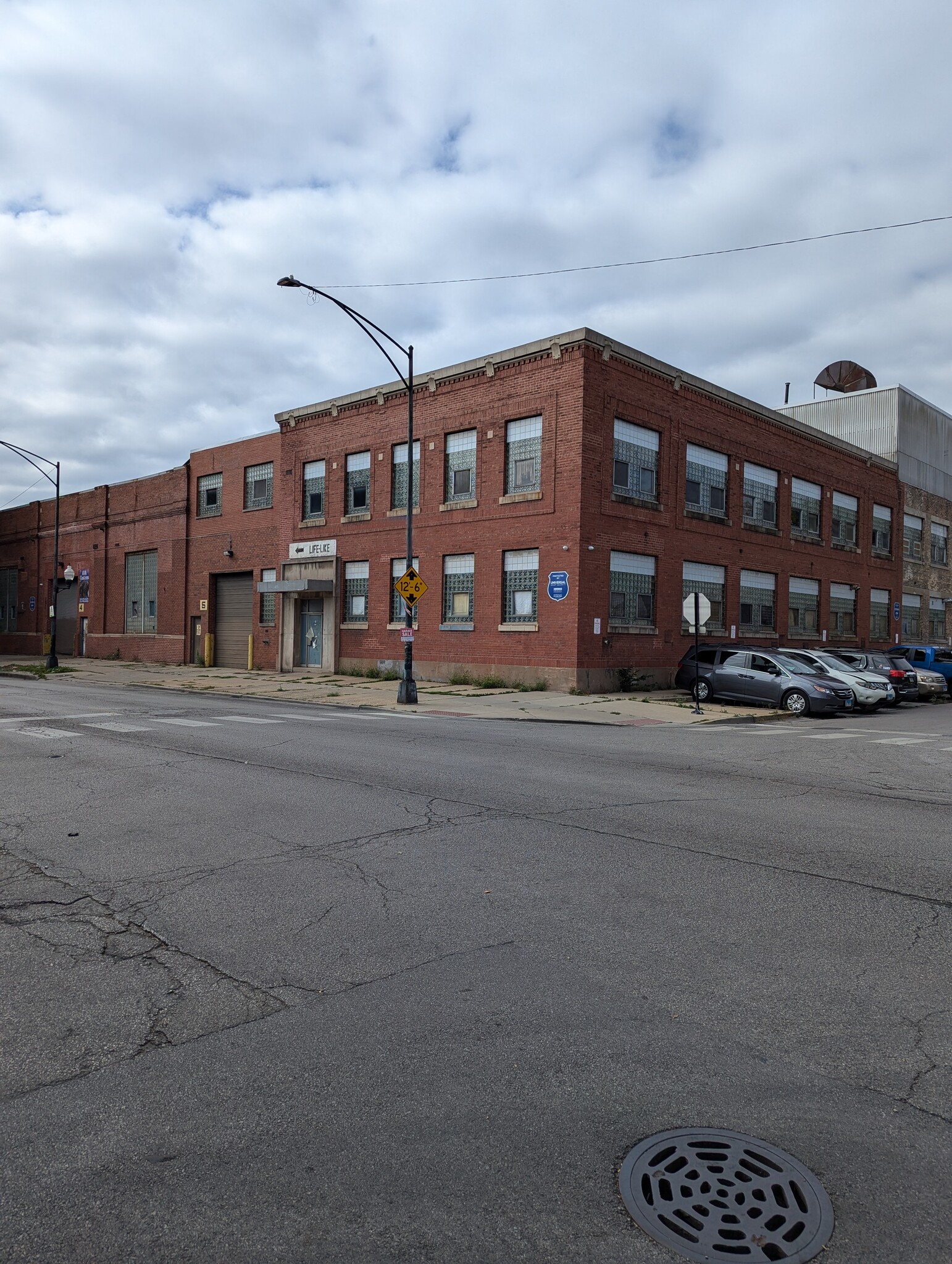 1830-1856 N Kostner Ave, Chicago, IL à vendre Photo du bâtiment- Image 1 de 3