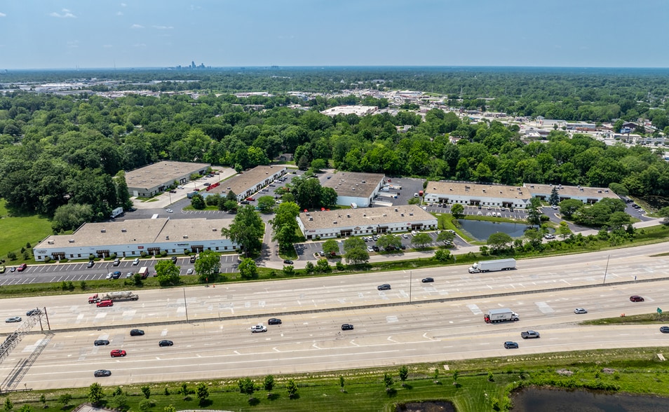 7525 E 39th St, Indianapolis, IN for lease - Building Photo - Image 2 of 2