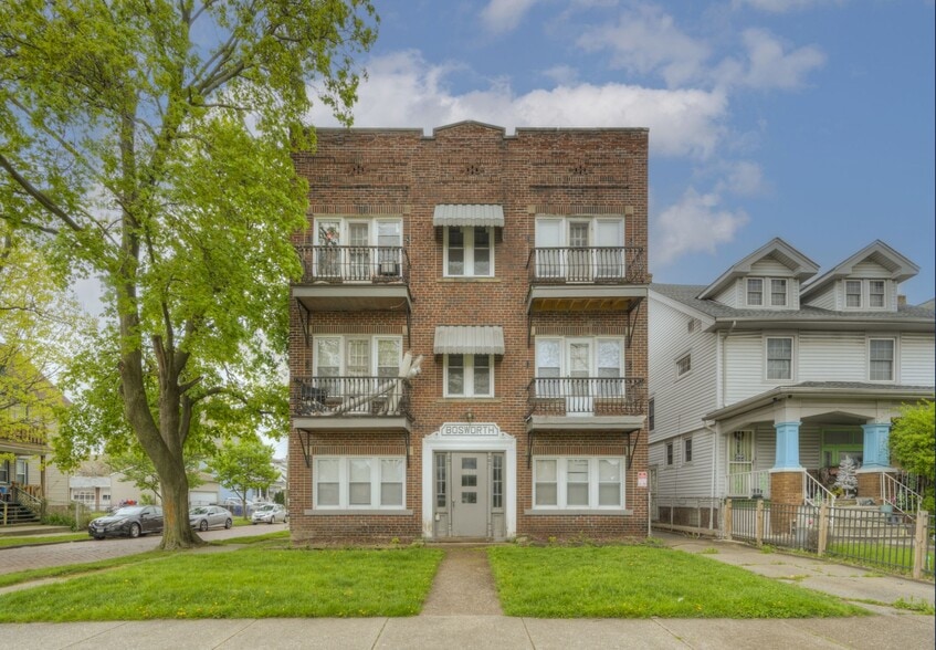 3438 Bosworth Rd, Cleveland, OH à vendre - Photo principale - Image 2 de 8