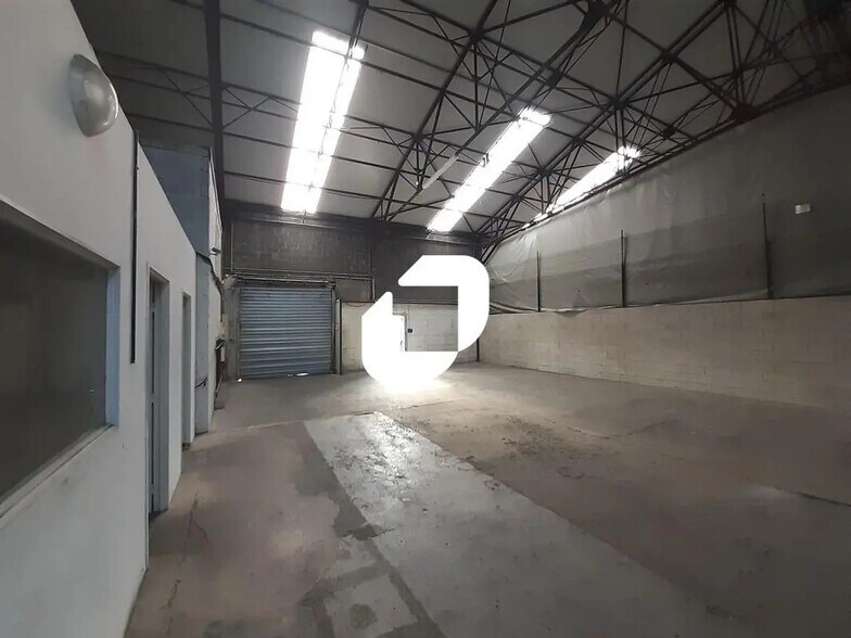 Bureau dans Sucy-en-Brie à louer - Photo intérieure - Image 1 de 3