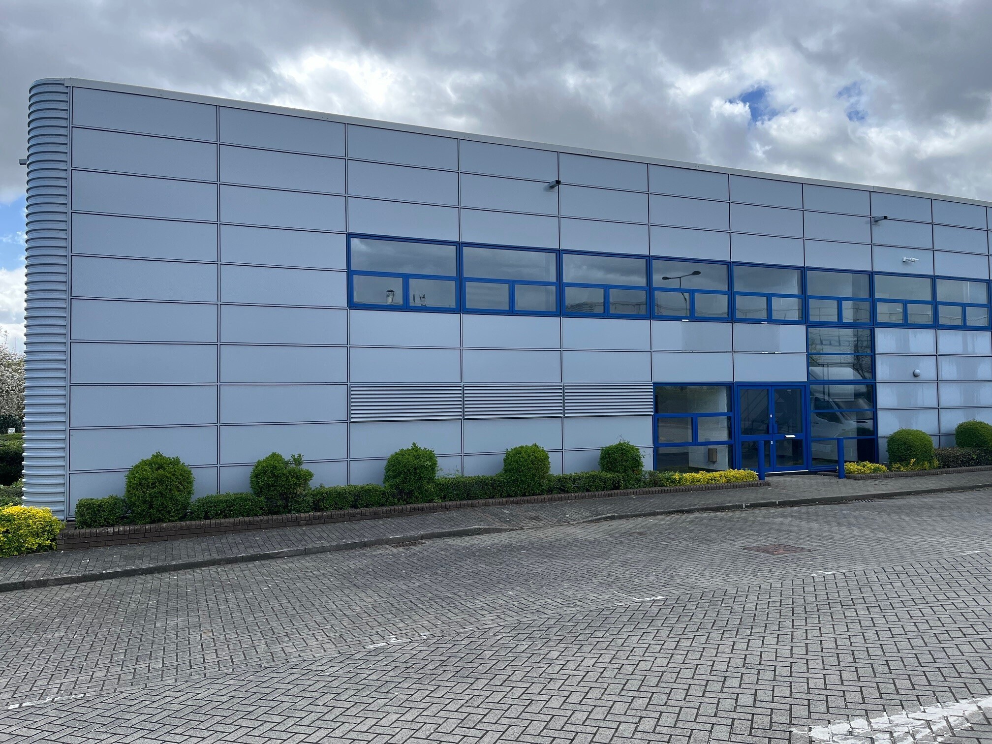 Tanners Dr, Milton Keynes for lease Building Photo- Image 1 of 9