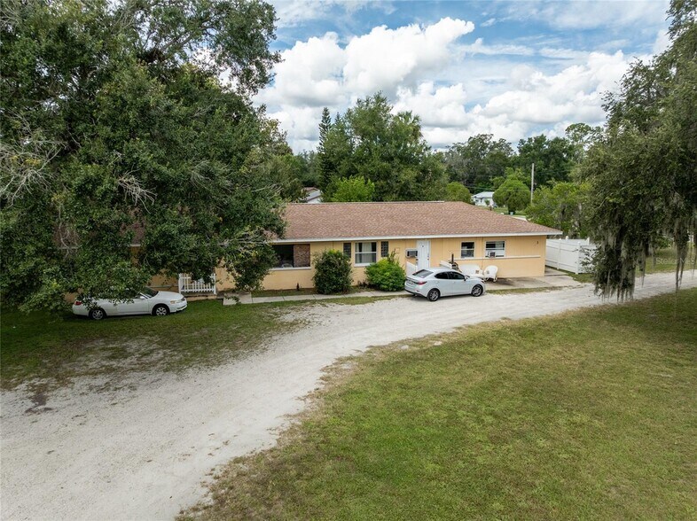 124 S Charles Richard Beall Blvd, DeBary, FL à vendre - Photo du bâtiment - Image 2 de 12