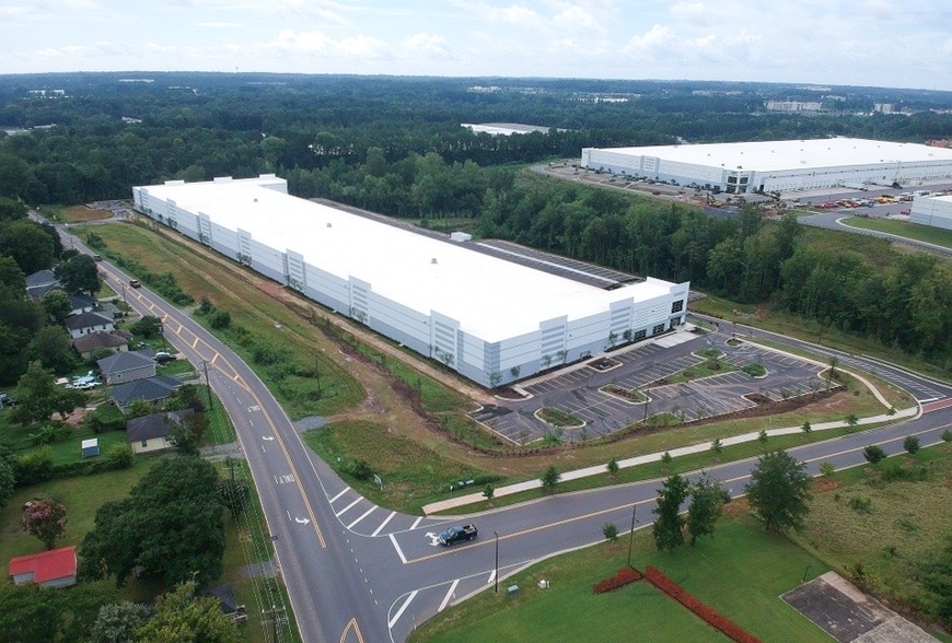 211 Celriver Rd, Rock Hill, SC for lease - Building Photo - Image 2 of 2