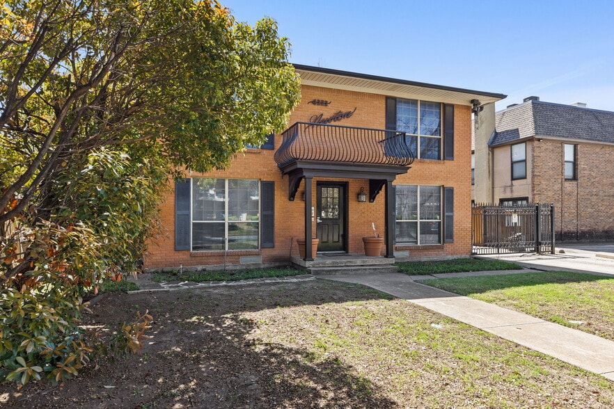 4222 Newton Ave, Dallas, TX à vendre - Photo du bâtiment - Image 2 de 14
