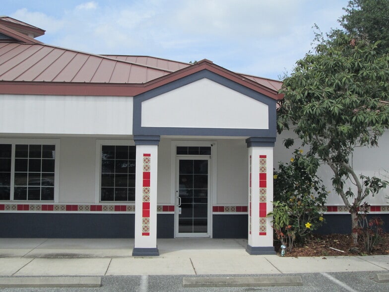 33049 Professional Dr, Leesburg, FL for lease - Building Photo - Image 2 of 16