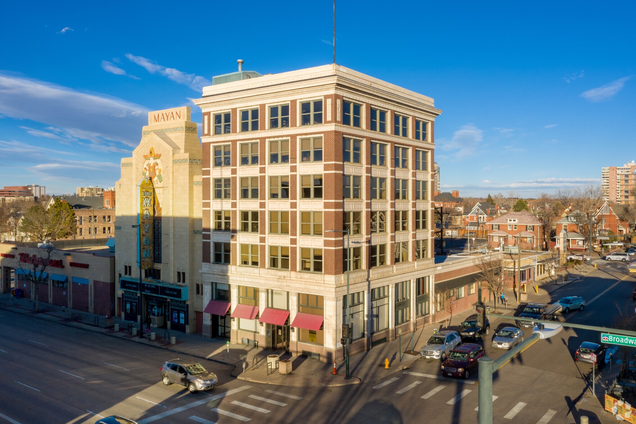 100-104 Broadway, Denver, CO à louer Photo principale- Image 1 de 13