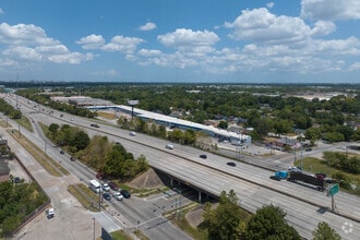 5900-5934 S Loop Fwy, Houston, TX - AERIAL map view - Image1