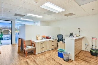 11611 San Vicente Blvd, Los Angeles, CA for lease Interior Photo- Image 2 of 6