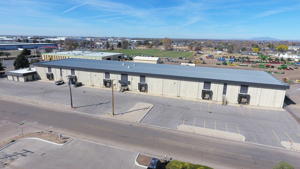 1604-1622 E Fargo Ave, Nampa, ID for lease Building Photo- Image 1 of 7