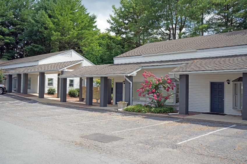 500 Northgate Park Dr, Winston-Salem, NC à louer - Photo du bâtiment - Image 3 de 6