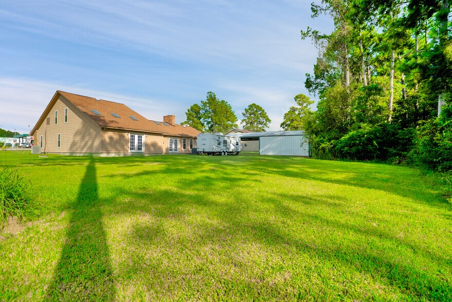 6 Trail Ridge Rd, Huntsville, TX à louer - Photo du bâtiment - Image 3 de 53
