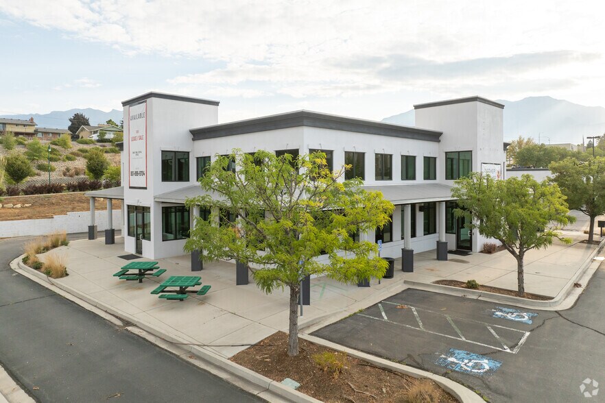 495 W University Pky, Orem, UT à louer - Photo du bâtiment - Image 3 de 20