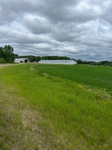 714002 Range Road 85, Wembley, AB à vendre - Photo du bâtiment - Image 3 de 29