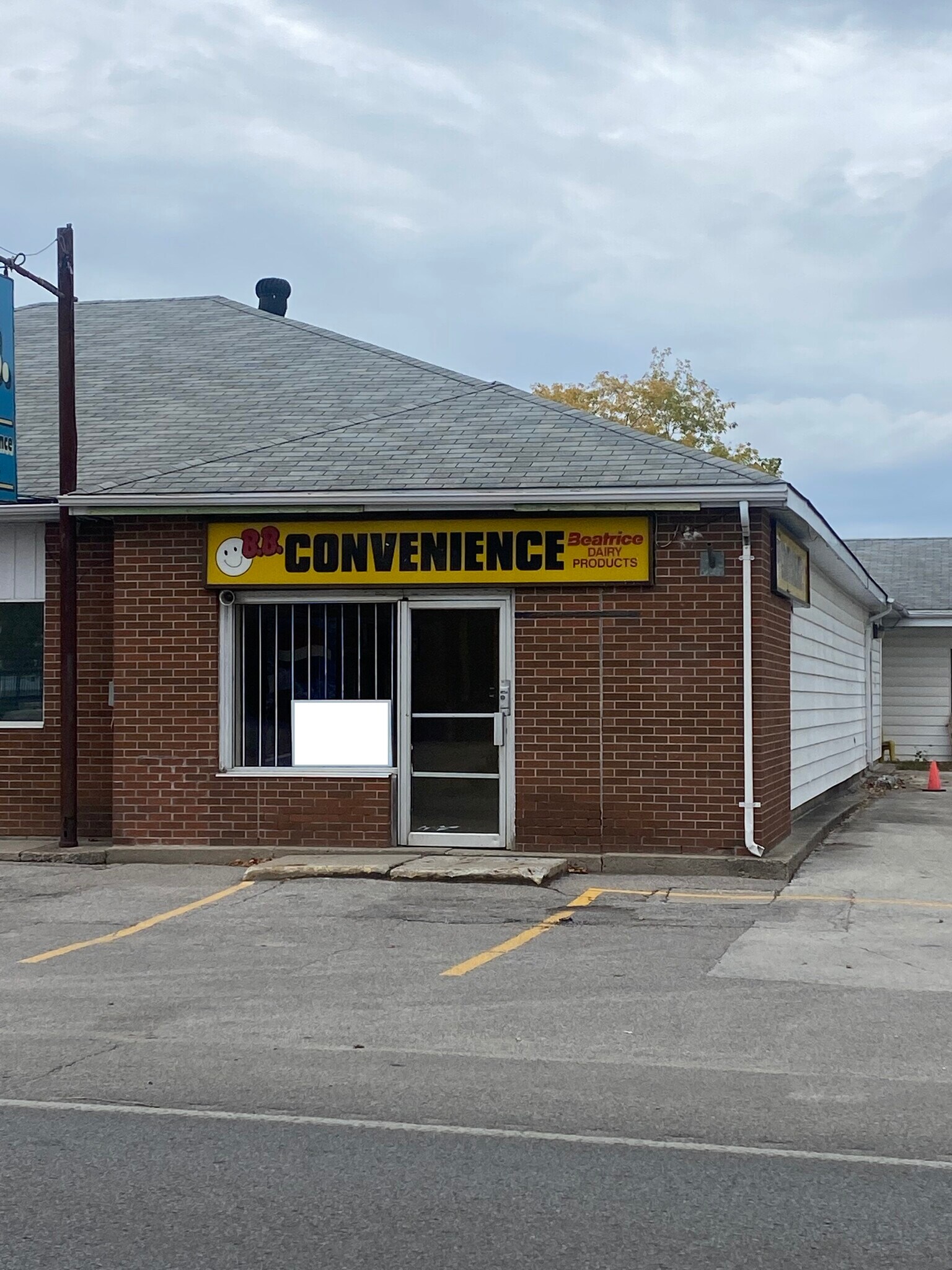 800 Mosley St, Wasaga Beach, ON for sale Primary Photo- Image 1 of 1