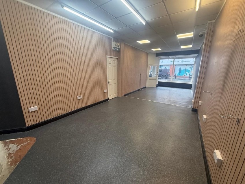 212-216 Liscard Rd, Wallasey for lease Interior Photo- Image 1 of 9
